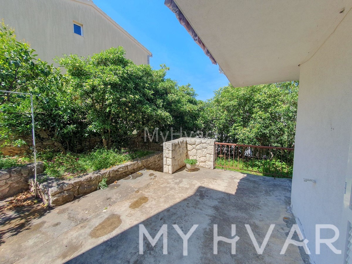 Flat For sale - SPLITSKO-DALMATINSKA HVAR