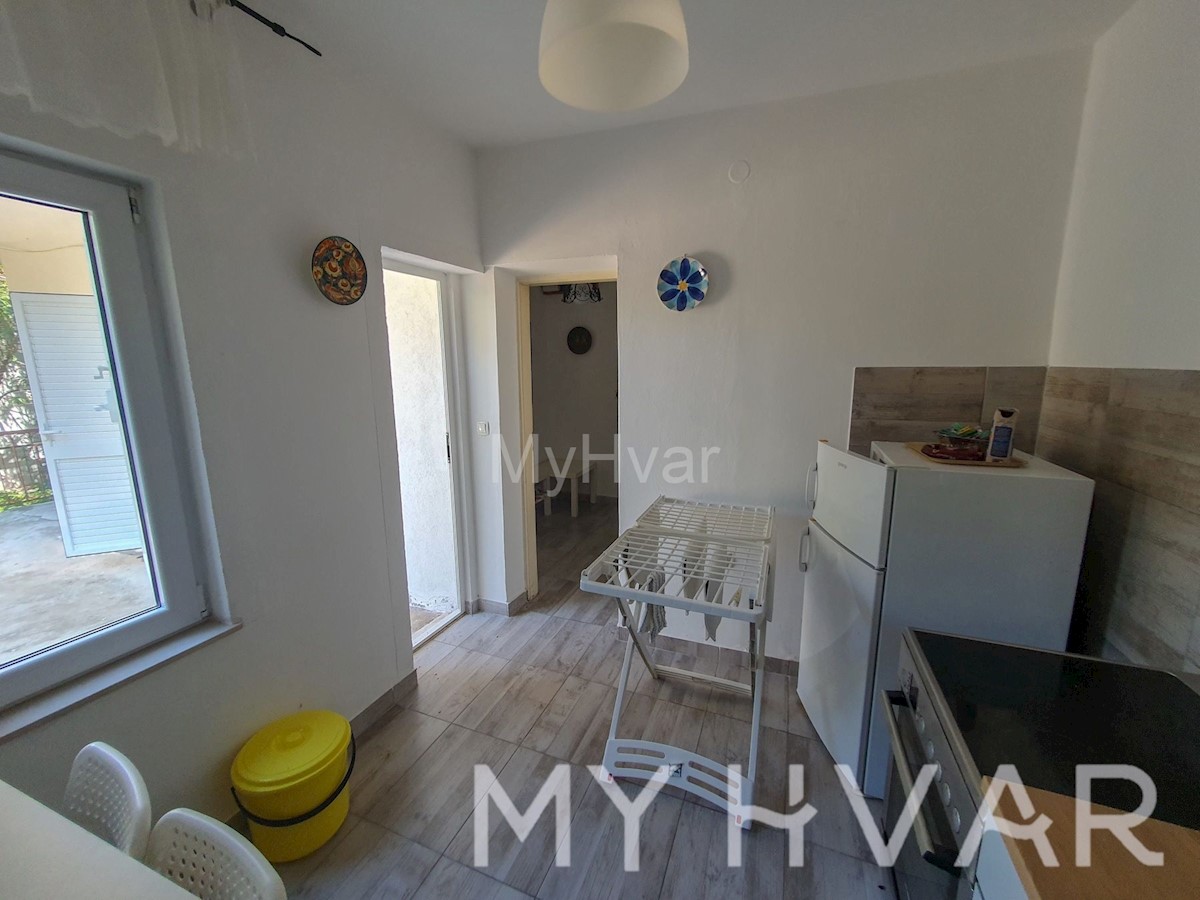 Flat For sale - SPLITSKO-DALMATINSKA HVAR