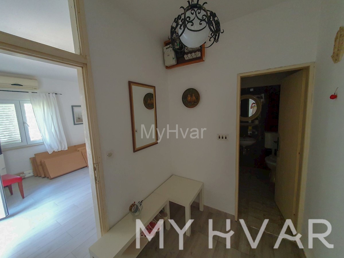 Flat For sale - SPLITSKO-DALMATINSKA HVAR