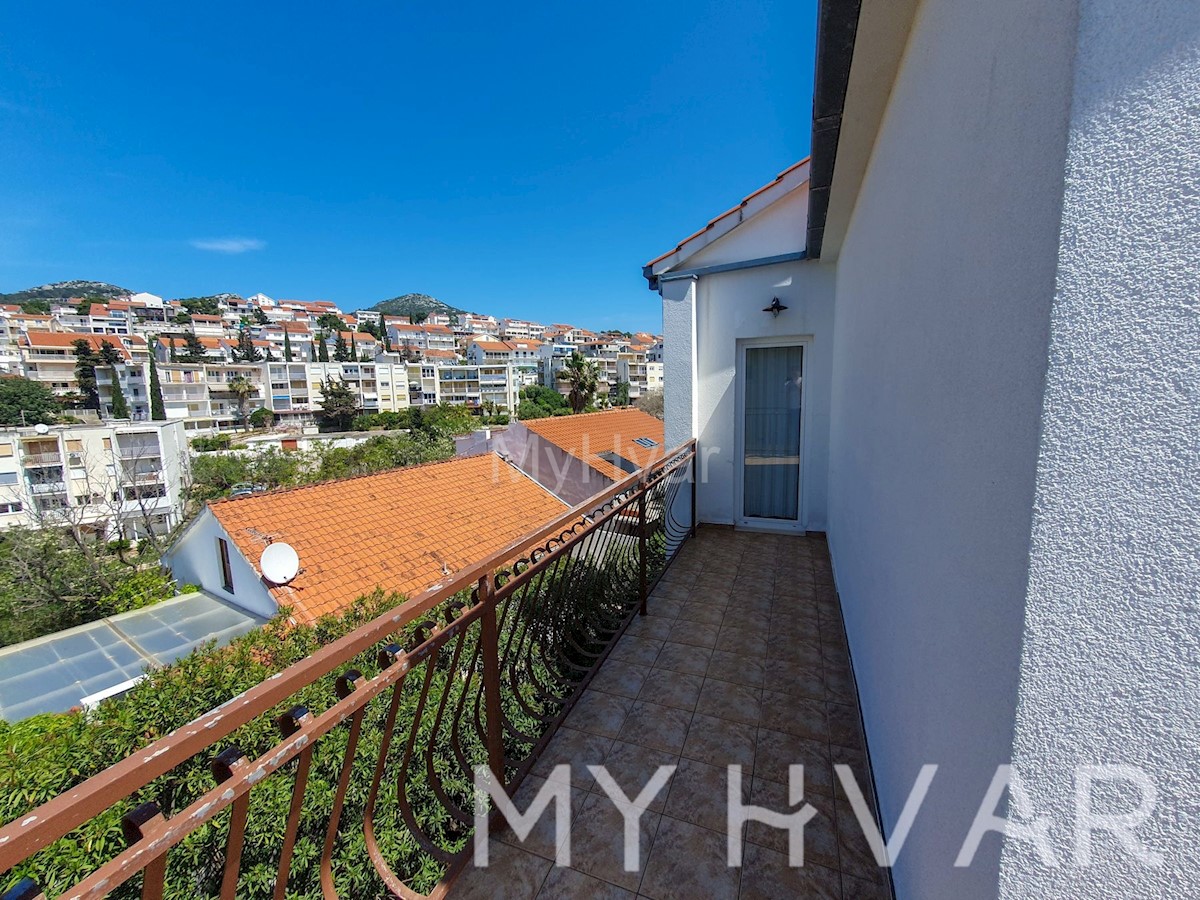 Apartment Zu verkaufen - SPLITSKO-DALMATINSKA HVAR