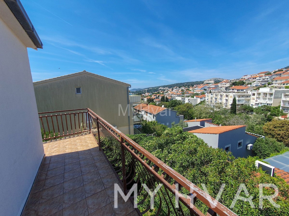 Apartment Zu verkaufen - SPLITSKO-DALMATINSKA HVAR