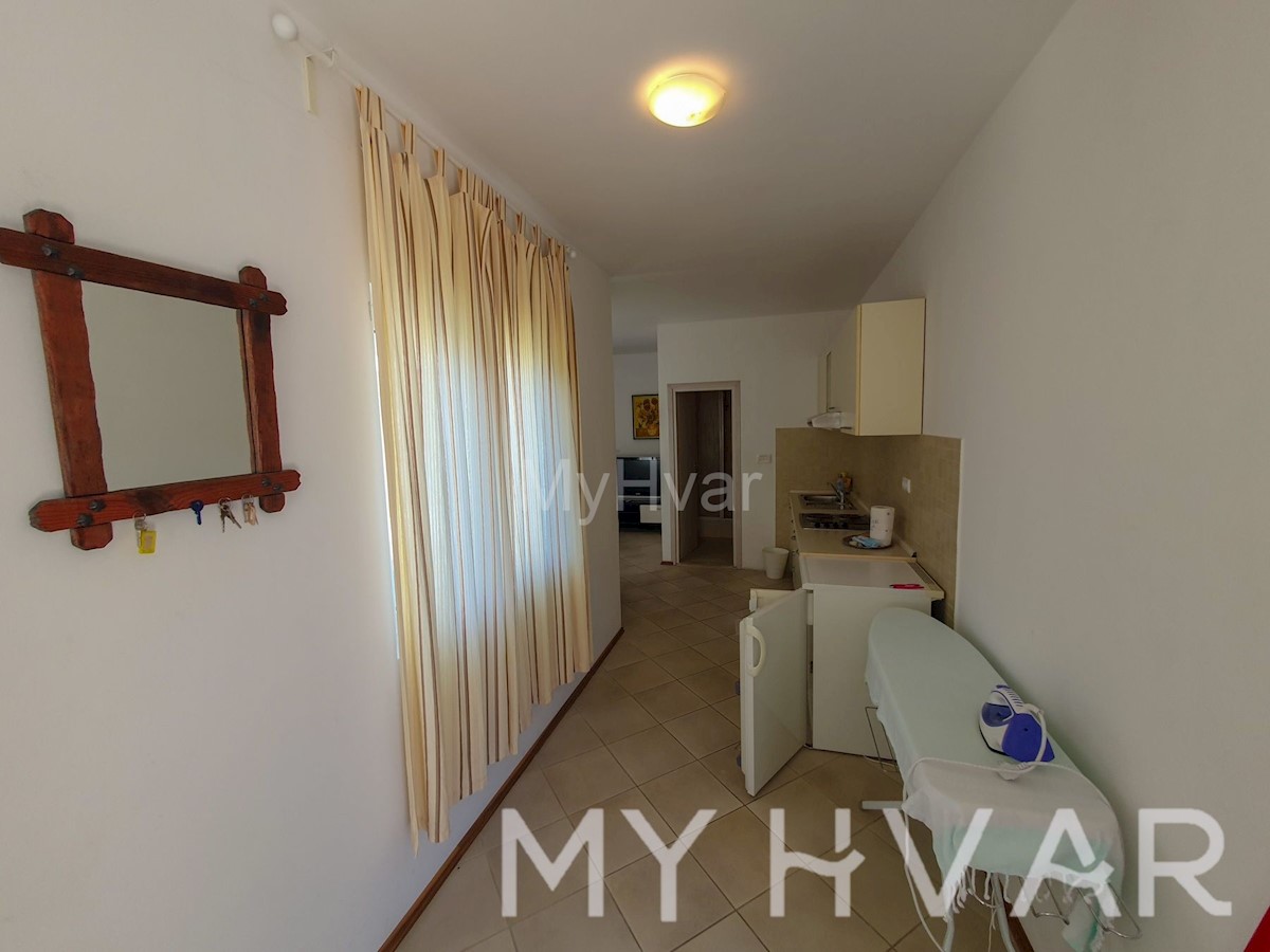 Apartment Zu verkaufen - SPLITSKO-DALMATINSKA HVAR