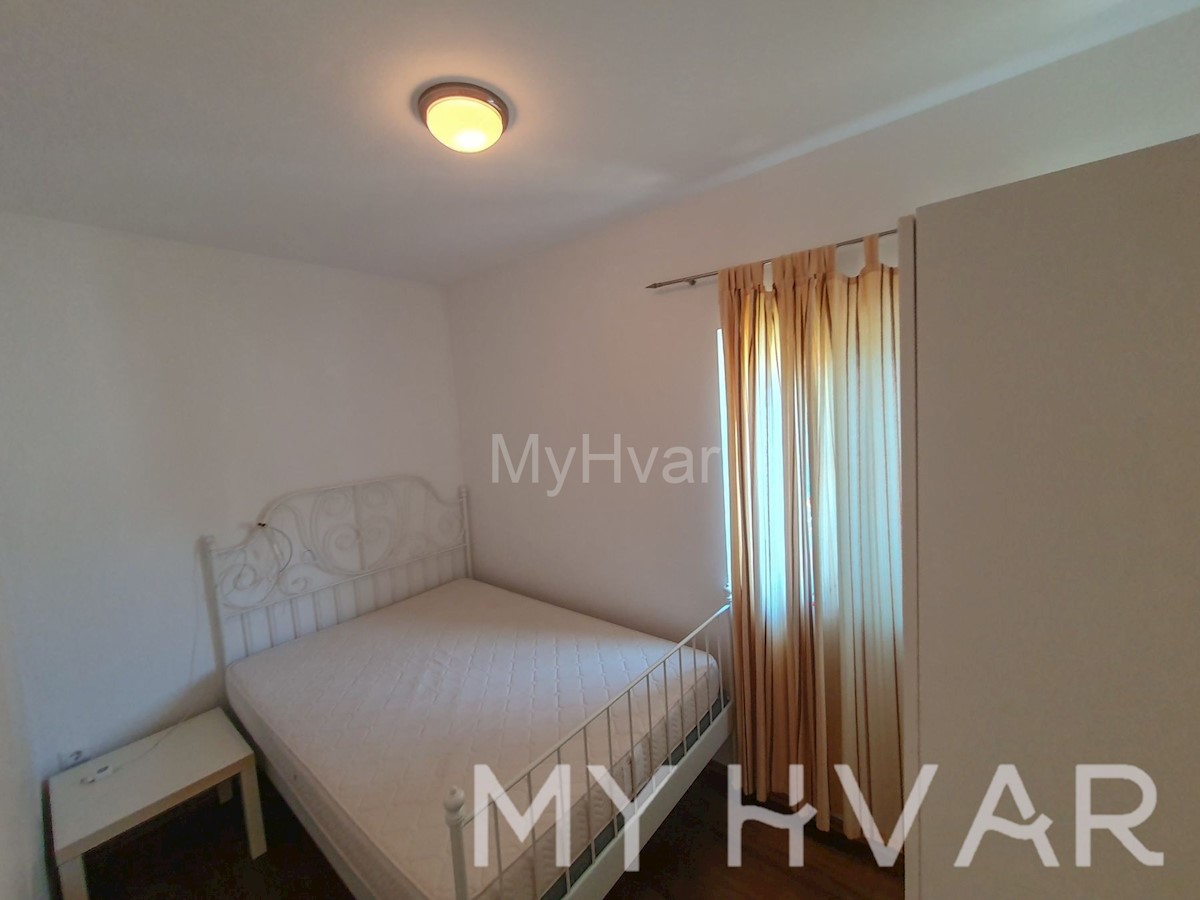 Apartment Zu verkaufen - SPLITSKO-DALMATINSKA HVAR