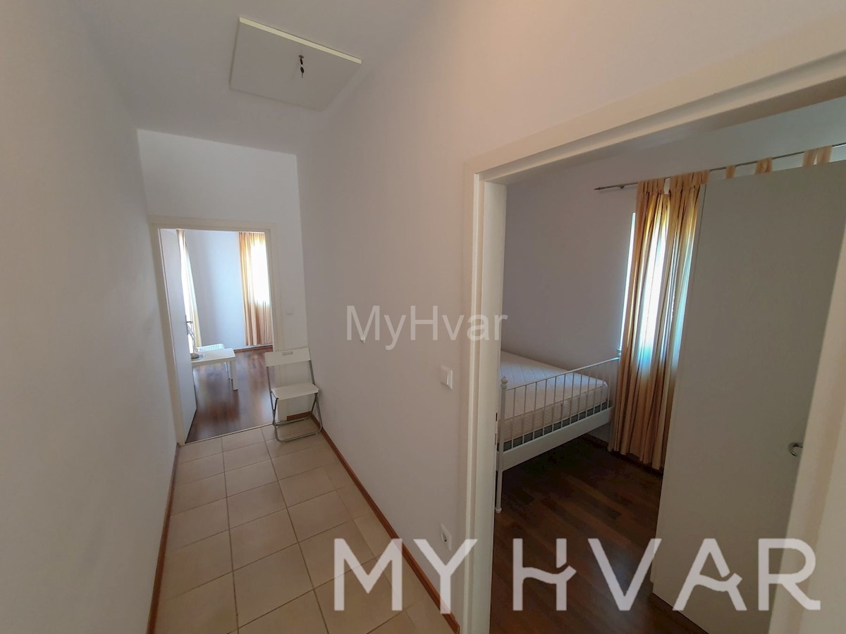 Apartment Zu verkaufen - SPLITSKO-DALMATINSKA HVAR