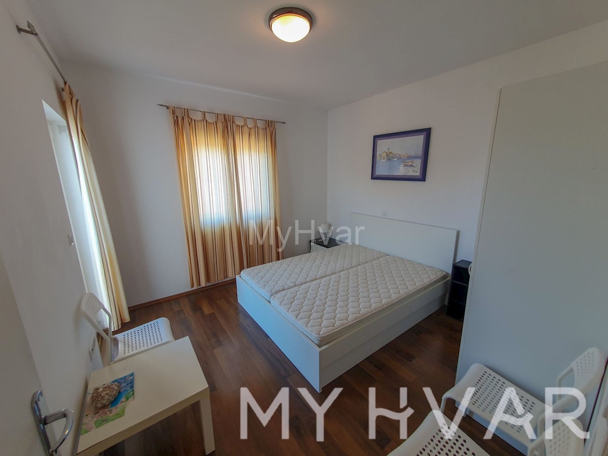 Apartment Zu verkaufen - SPLITSKO-DALMATINSKA HVAR