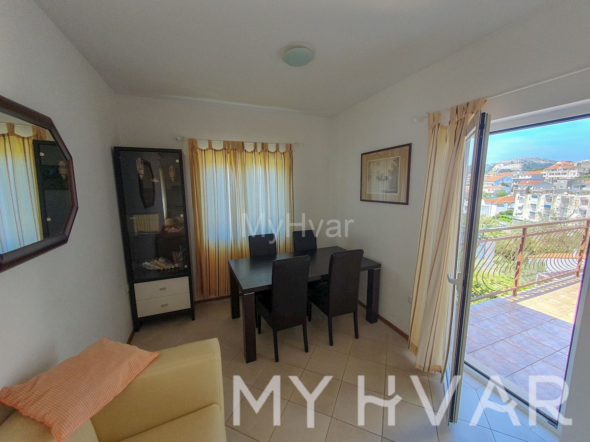 Apartment Zu verkaufen - SPLITSKO-DALMATINSKA HVAR