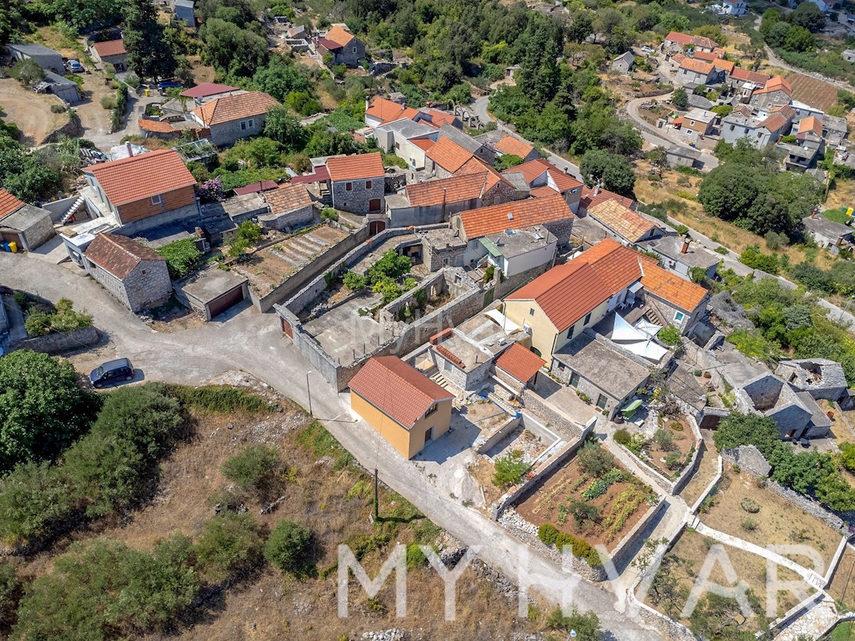 Dům Na prodej - SPLITSKO-DALMATINSKA STARI GRAD
