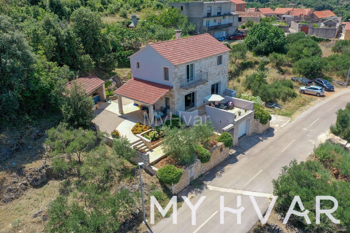 Maison À vendre - SPLITSKO-DALMATINSKA STARI GRAD