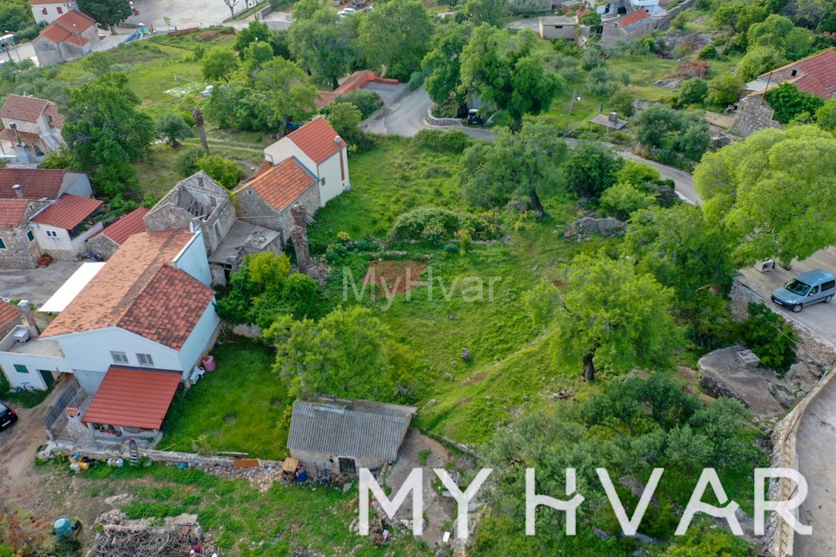 Terrain À vendre - SPLITSKO-DALMATINSKA STARI GRAD