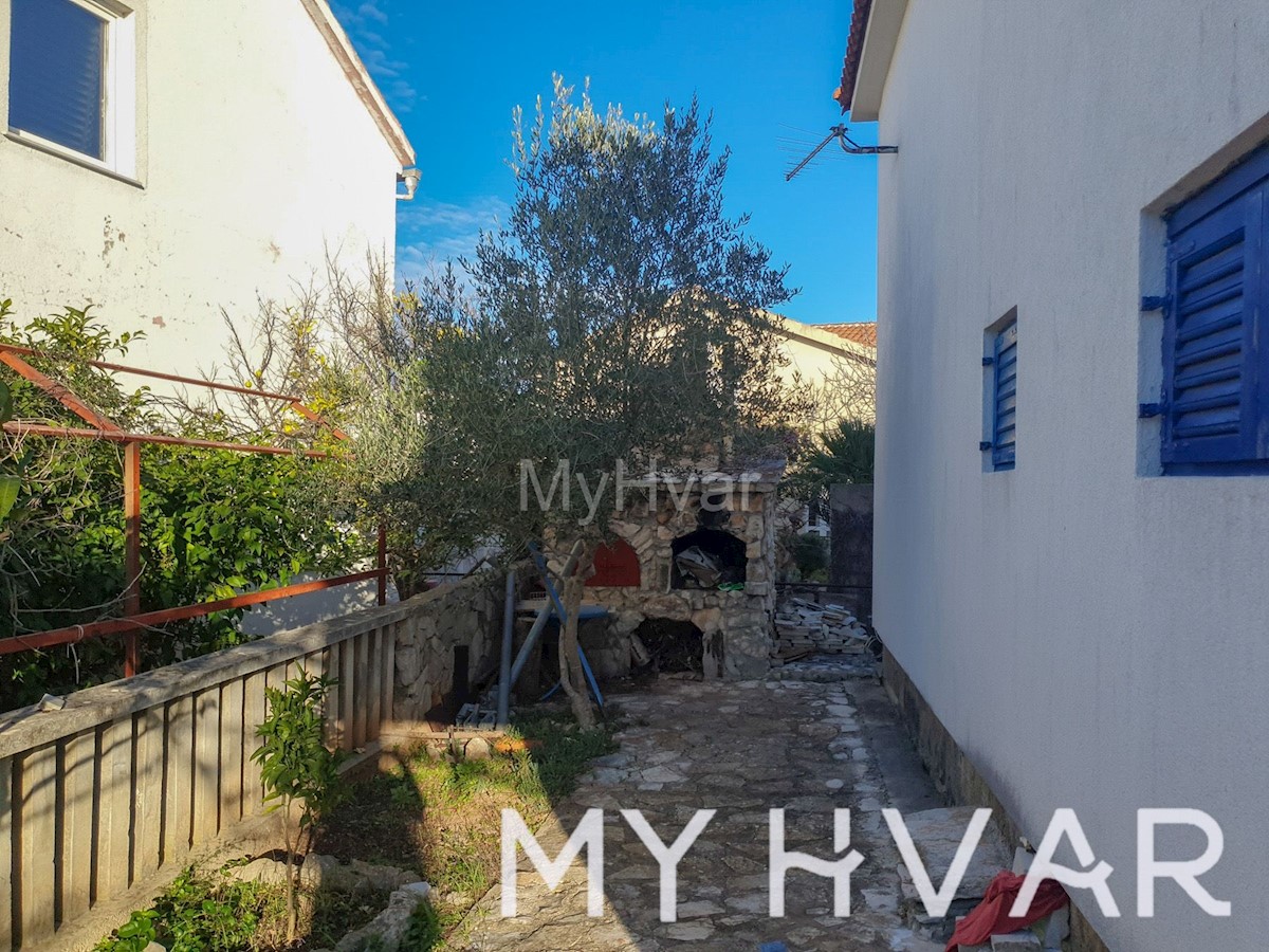 Haus Zu verkaufen - SPLITSKO-DALMATINSKA STARI GRAD