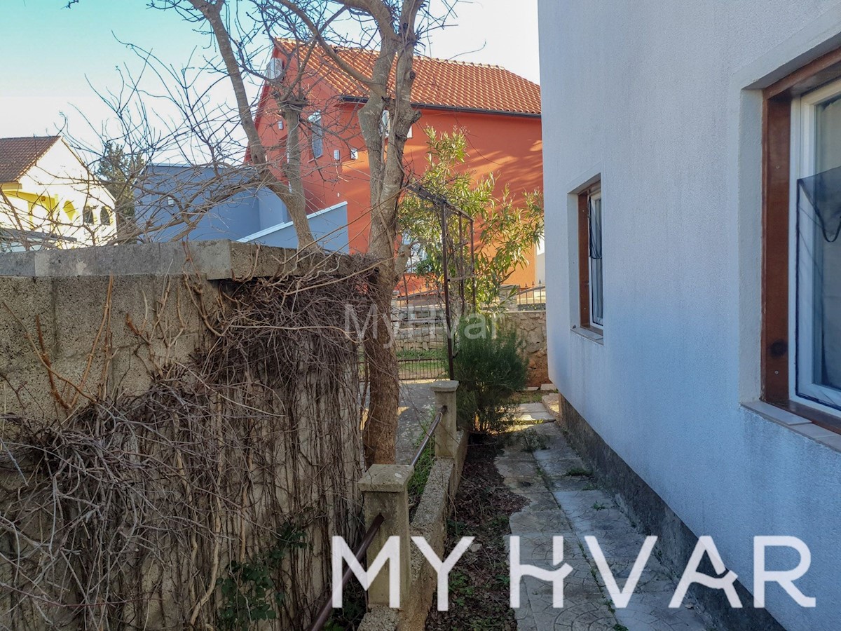 Haus Zu verkaufen - SPLITSKO-DALMATINSKA STARI GRAD