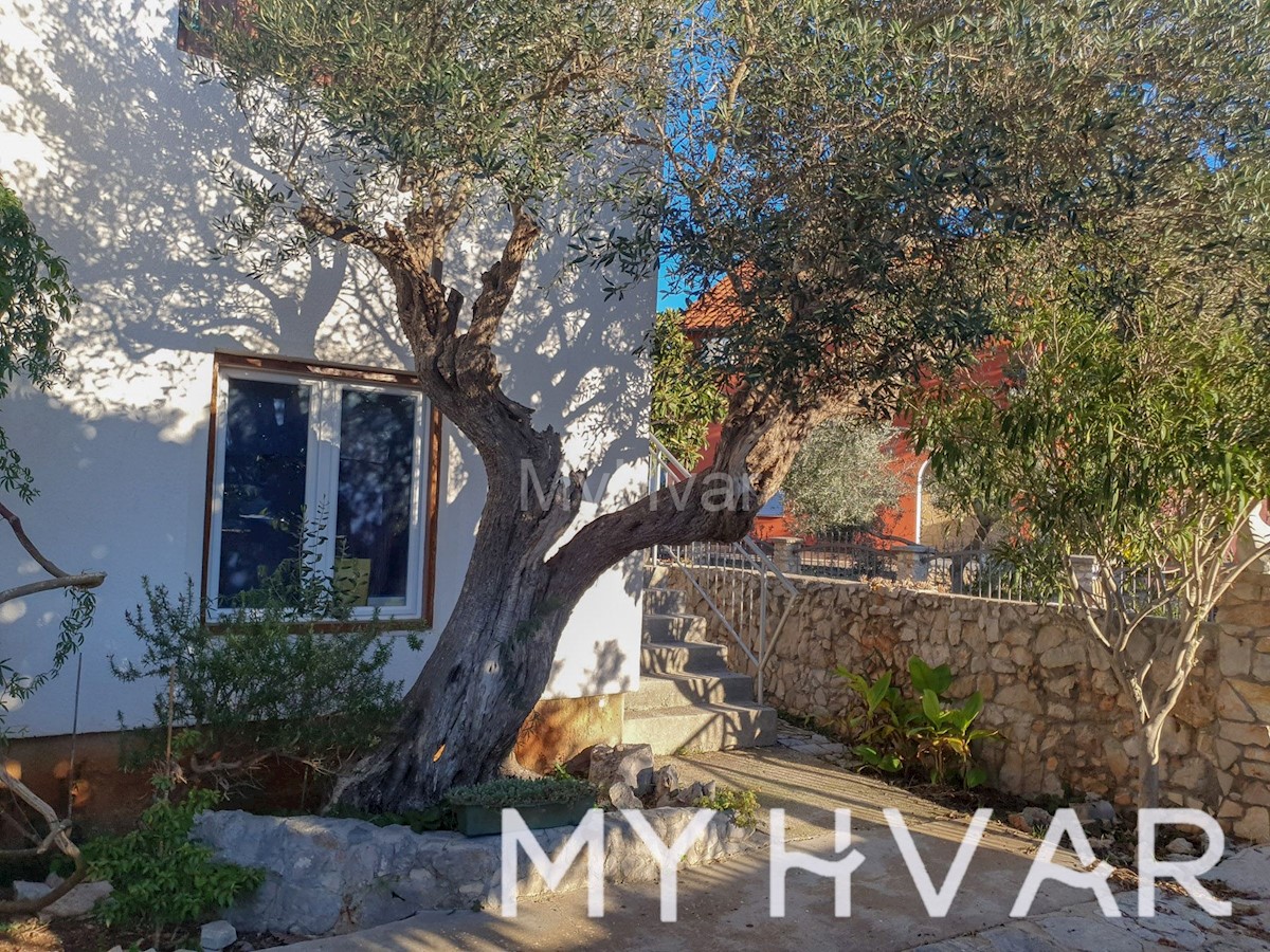 Haus Zu verkaufen - SPLITSKO-DALMATINSKA STARI GRAD
