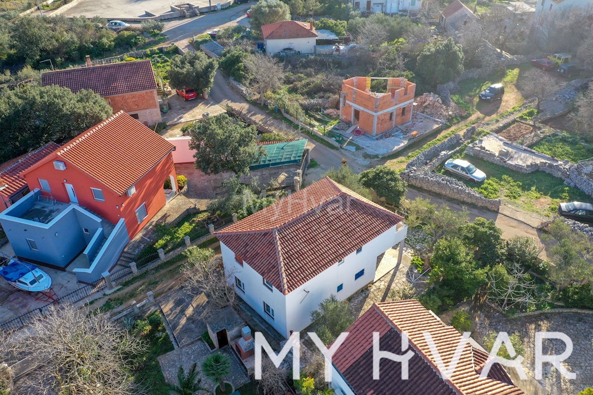 Haus Zu verkaufen - SPLITSKO-DALMATINSKA STARI GRAD