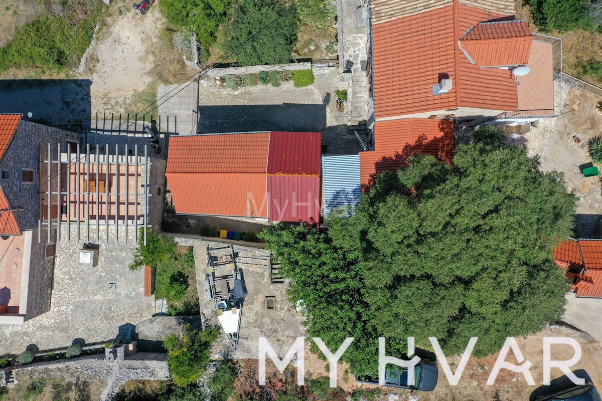 Casa In vendita - SPLITSKO-DALMATINSKA STARI GRAD