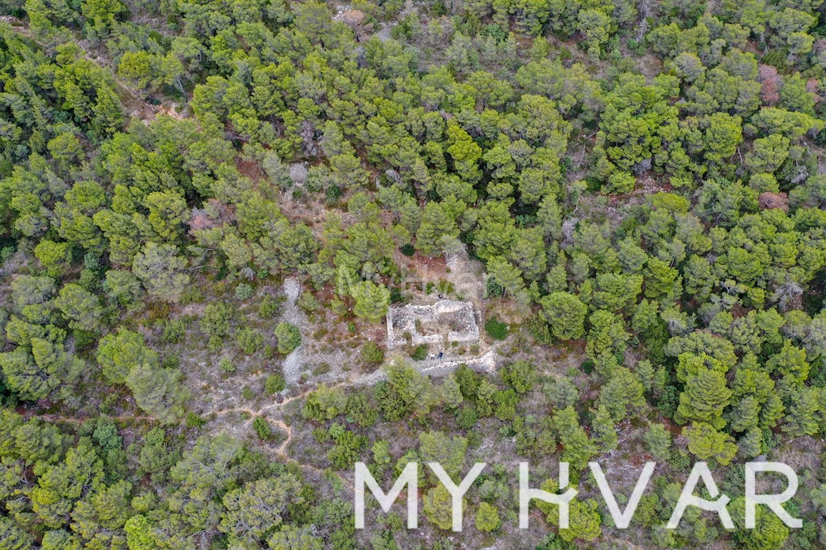 Land For sale - SPLITSKO-DALMATINSKA HVAR