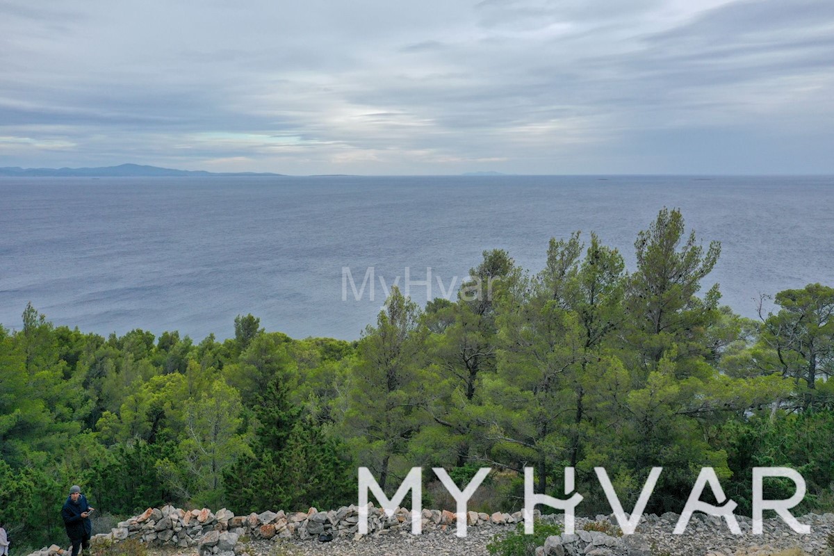 Terrain À vendre - SPLITSKO-DALMATINSKA HVAR