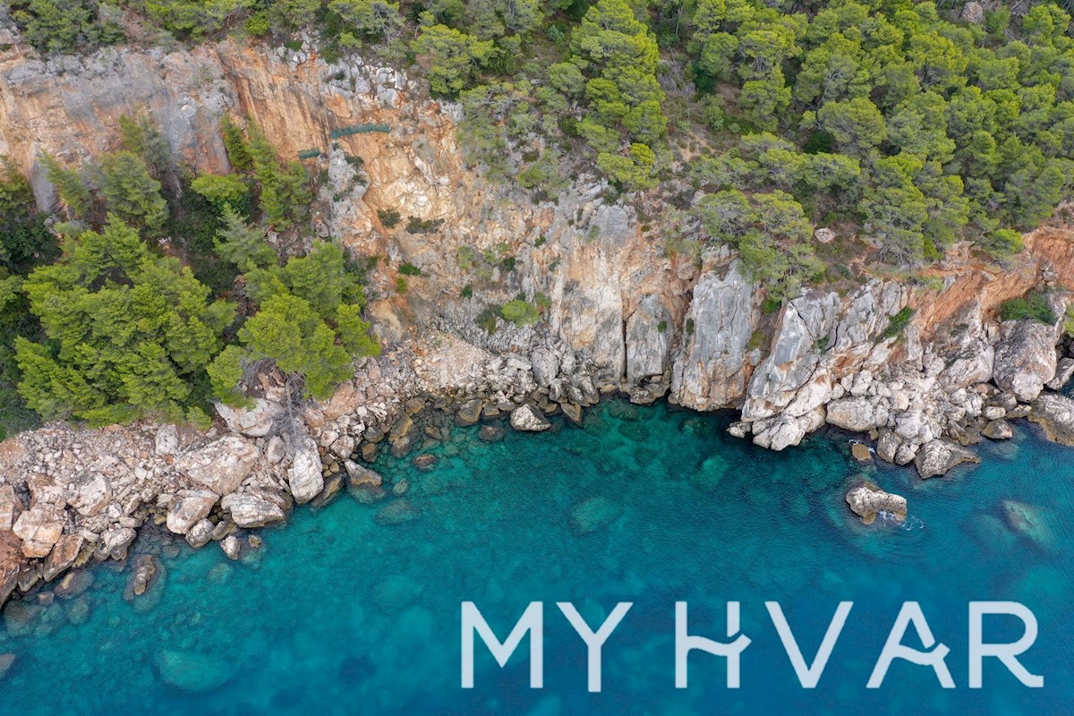 Land For sale - SPLITSKO-DALMATINSKA HVAR