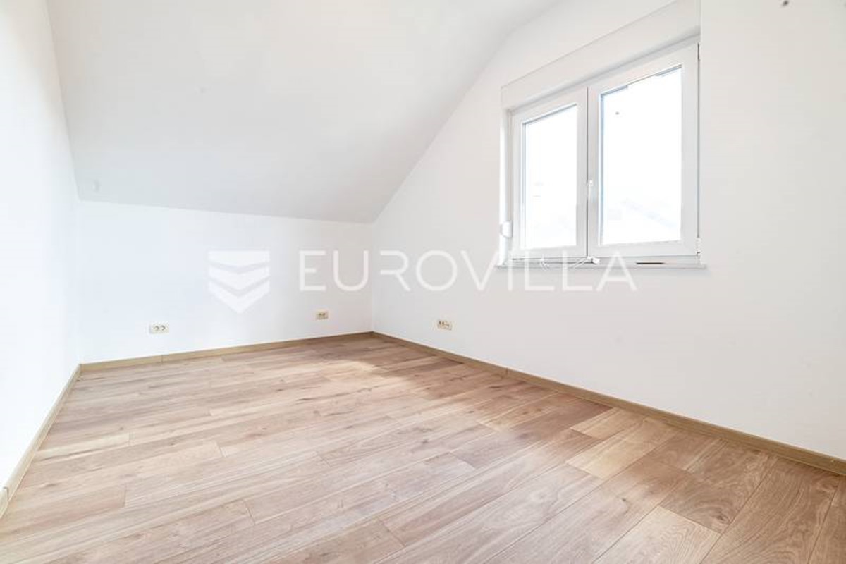 Flat For rent - ZAGREBAČKA VELIKA GORICA