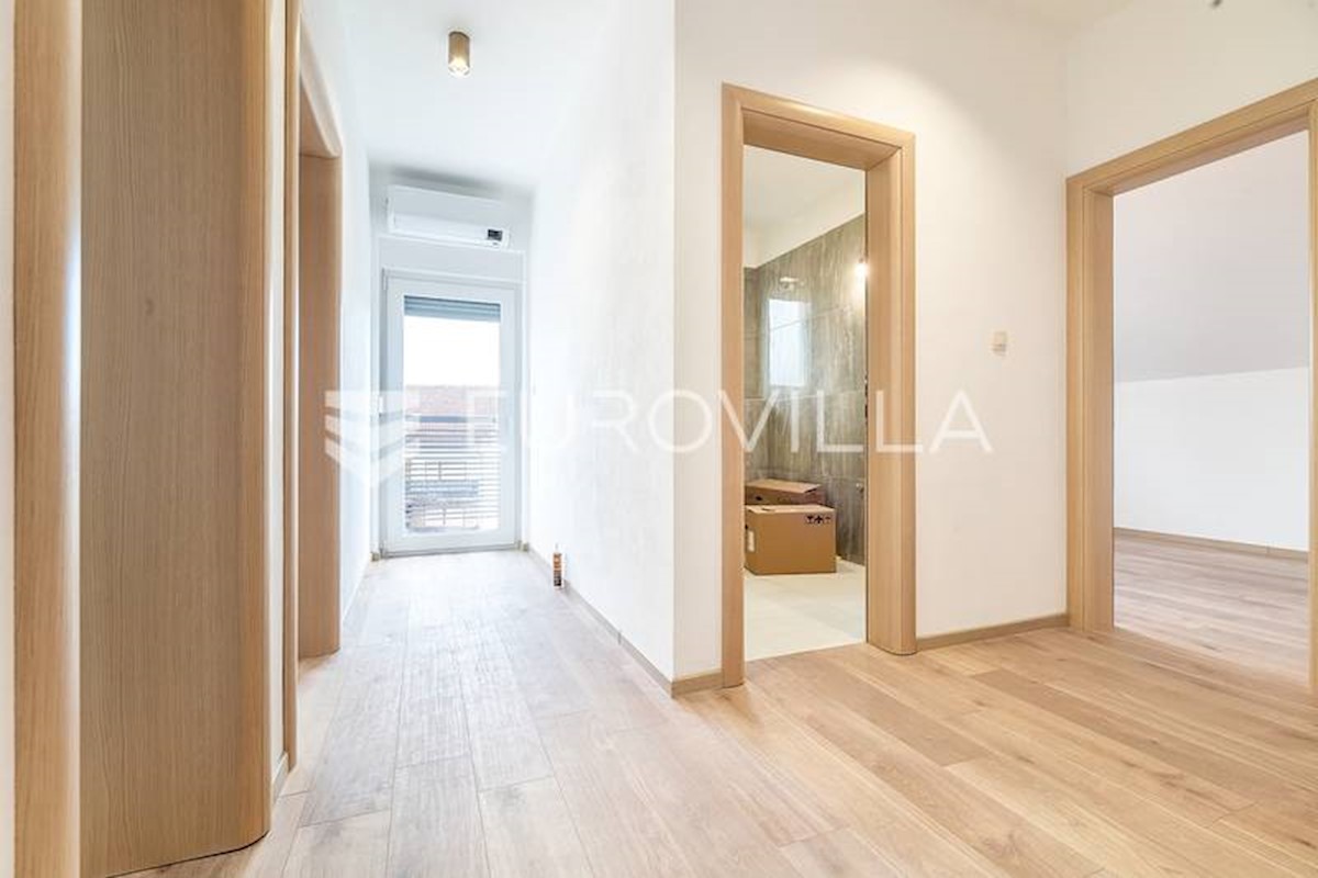 Flat For rent - ZAGREBAČKA VELIKA GORICA