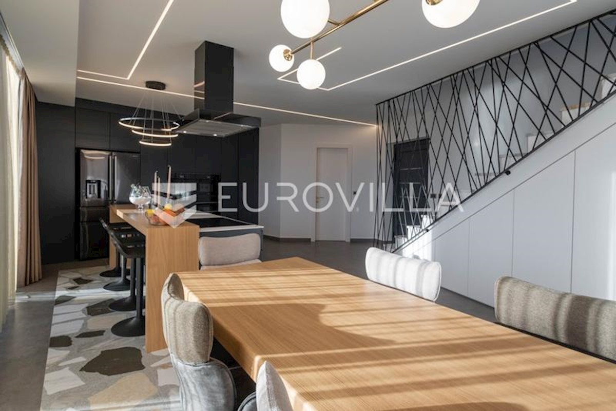 Apartment Zu verkaufen - PRIMORSKO-GORANSKA OPATIJA