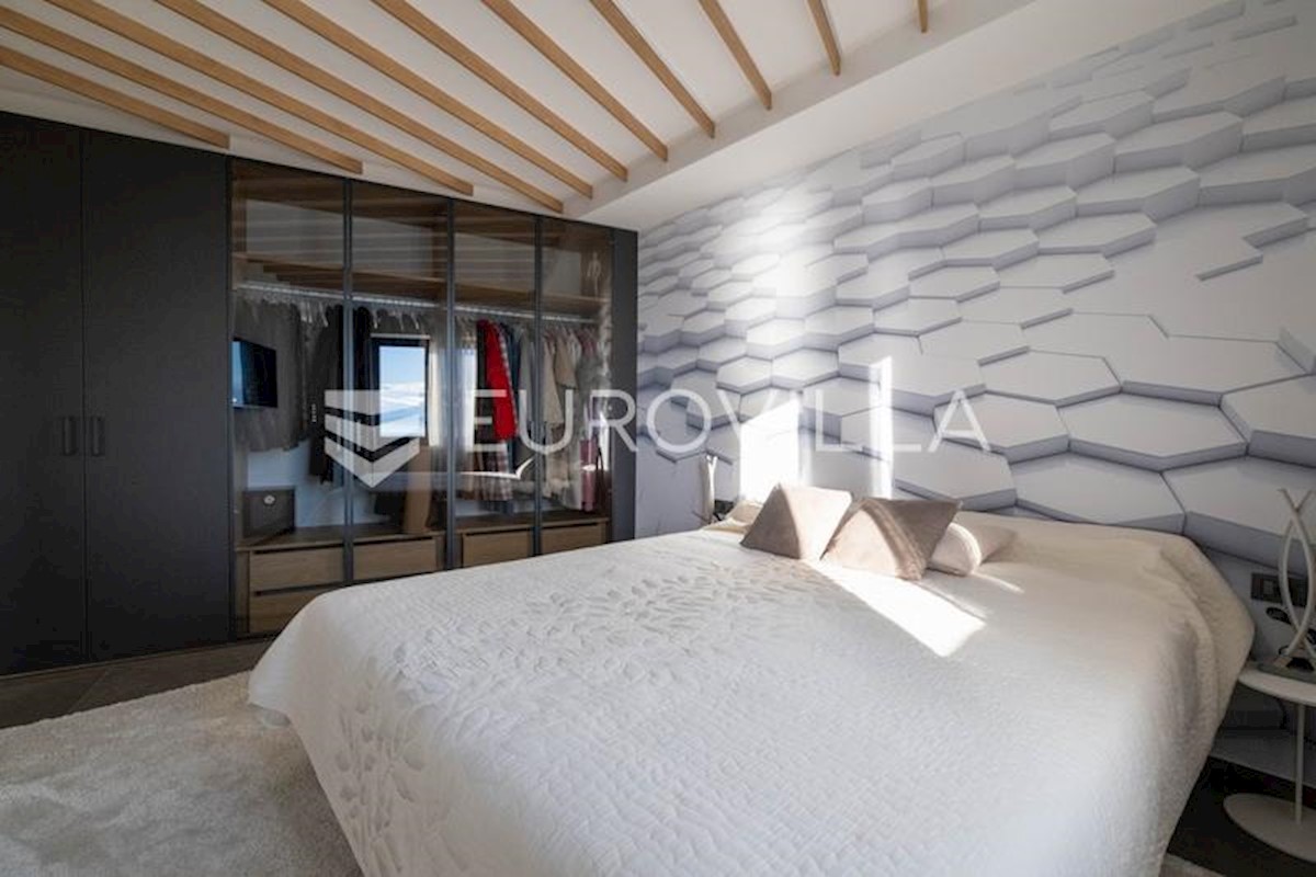 Apartment Zu verkaufen - PRIMORSKO-GORANSKA OPATIJA