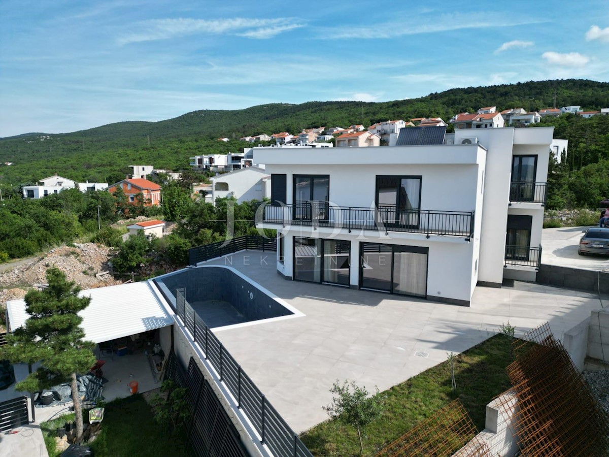House For sale - Primorsko-goranska Crikvenica - foto 1/33