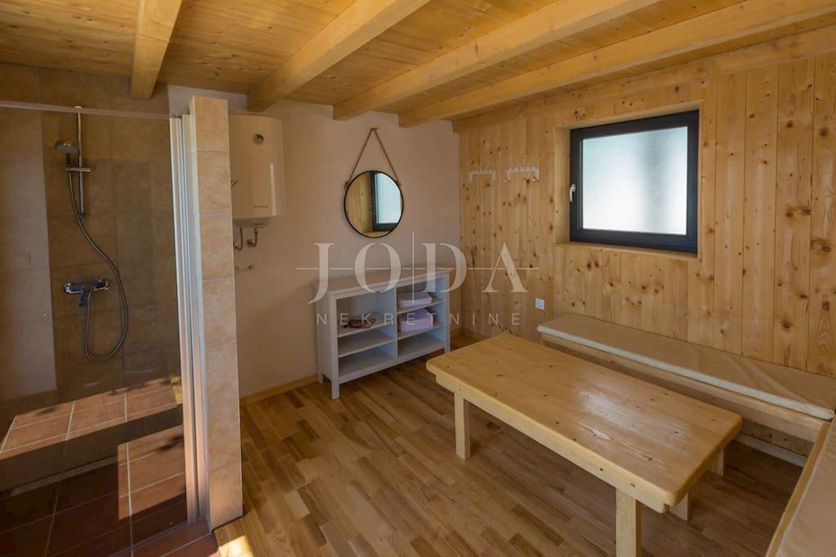 Kuća Na prodaju - PRIMORSKO-GORANSKA CRIKVENICA