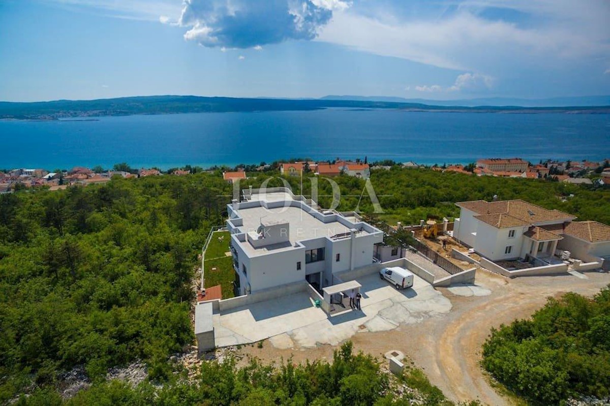 Kuća Na prodaju - PRIMORSKO-GORANSKA CRIKVENICA