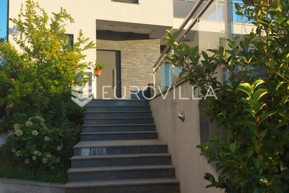 House For rent - ISTARSKA PULA