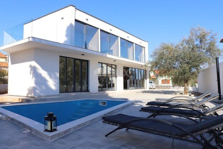 Haus zu verkaufen 200 m² – Poljica
