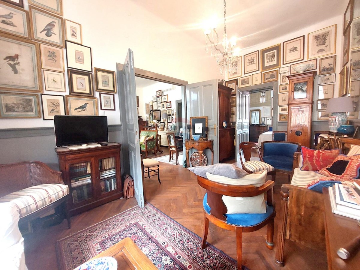 Apartment Zu verkaufen