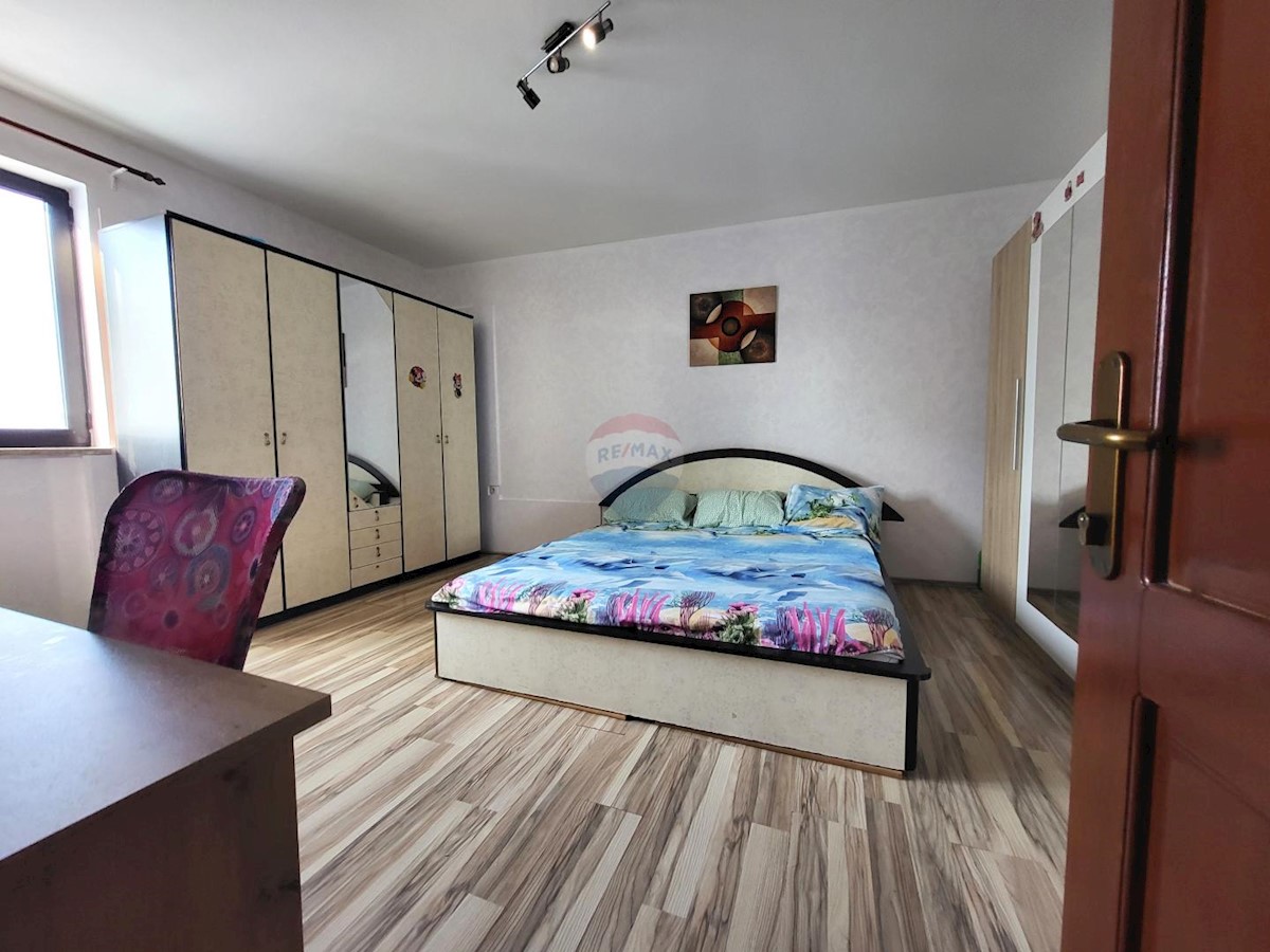 Flat For sale - ISTARSKA PULA