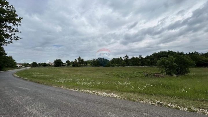 Land For sale - Istarska Sveti Petar U šumi - foto 2/2
