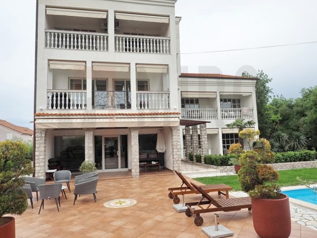 Casa in vendita 800 m² – Malinska