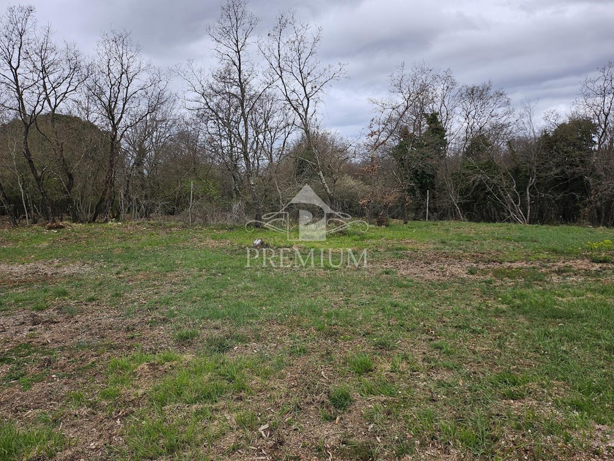 Terreno In vendita - ISTARSKA VIŠNJAN