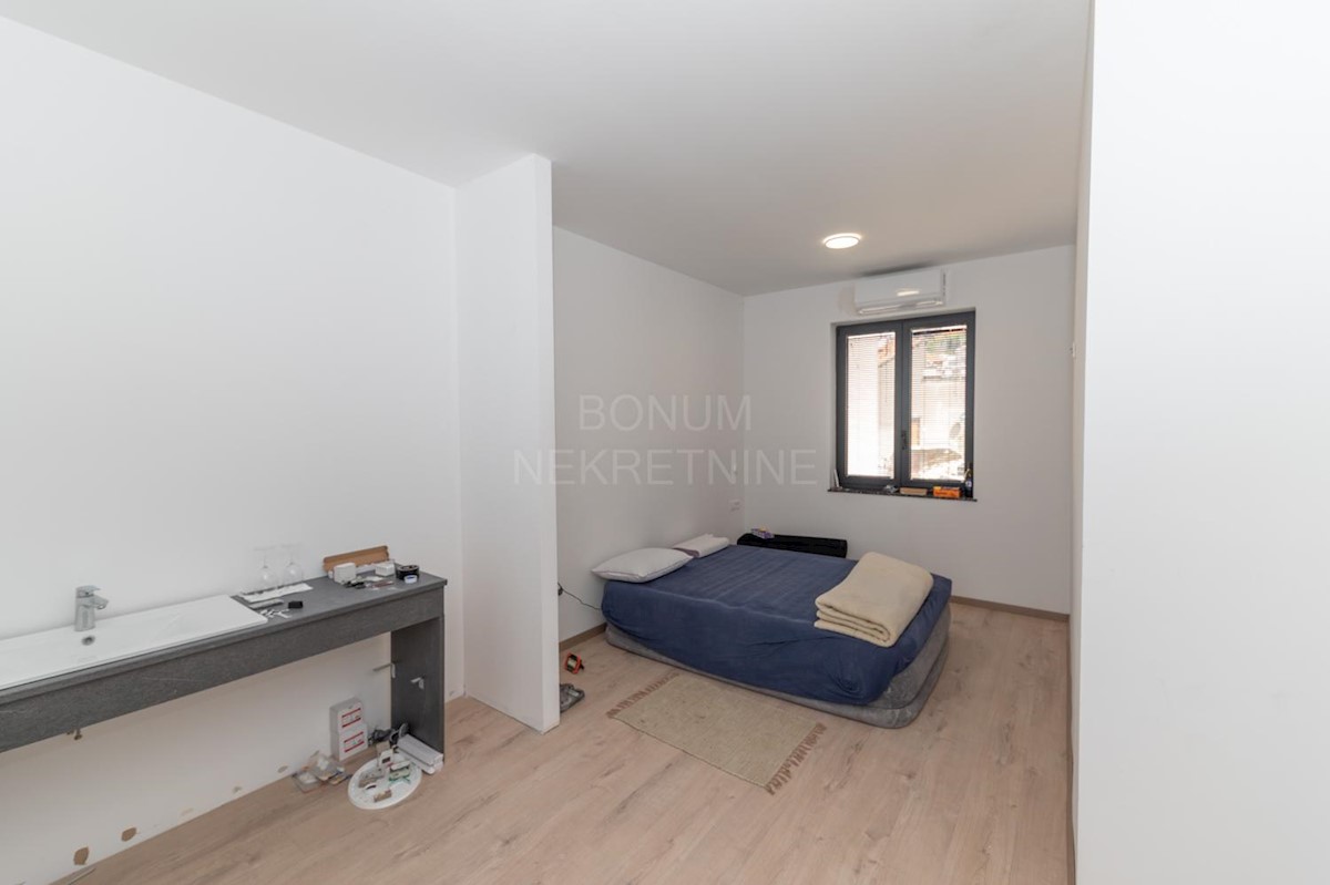 Apartment Zu verkaufen - ŠIBENSKO-KNINSKA ŠIBENIK