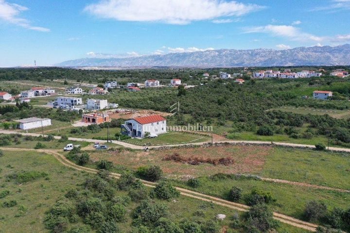 Land for sale 682 m² – Vrsi