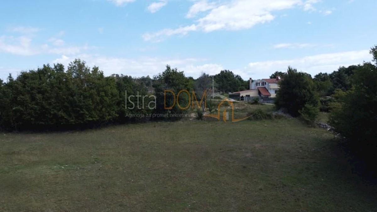 Land For sale - ISTARSKA SVETVINČENAT