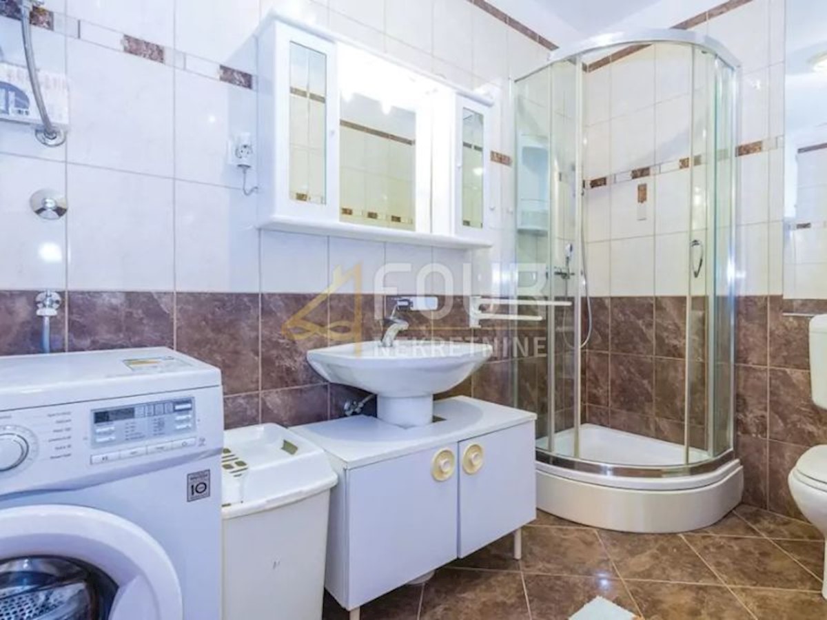 Apartmán Na prodej - PRIMORSKO-GORANSKA Kostrena
