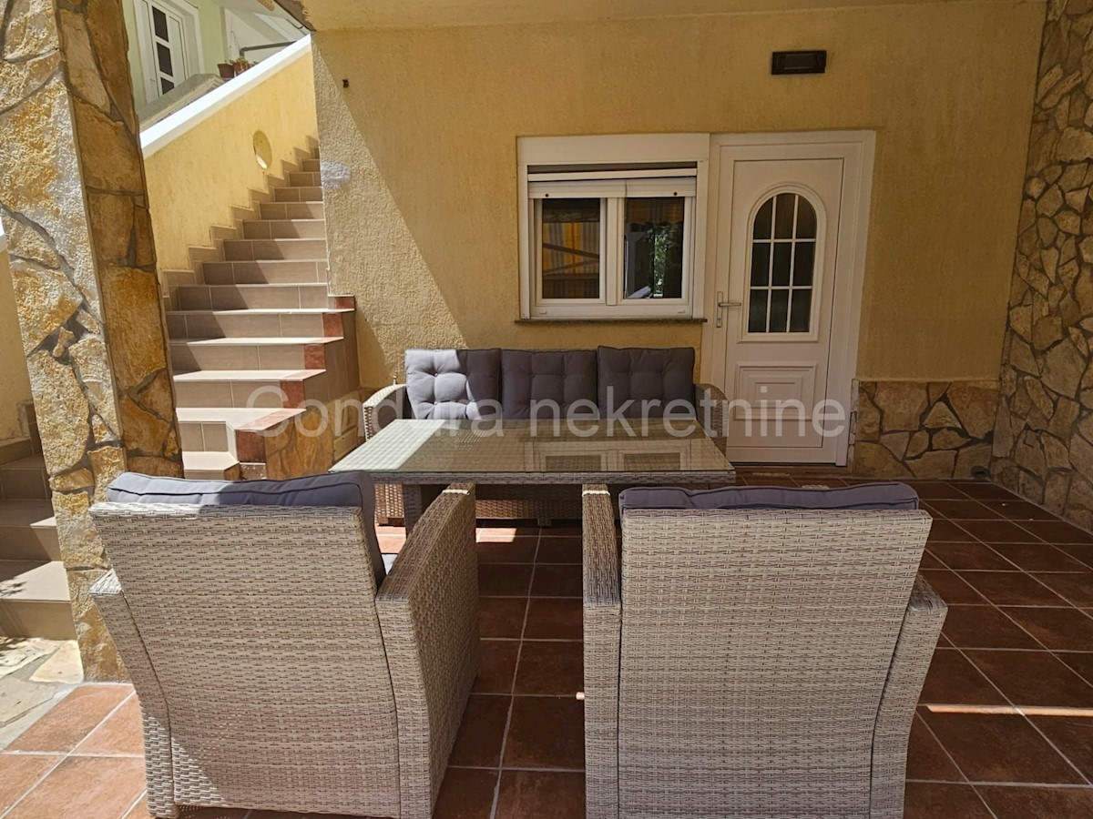 Apartma Naprodaj - ZADARSKA Vir