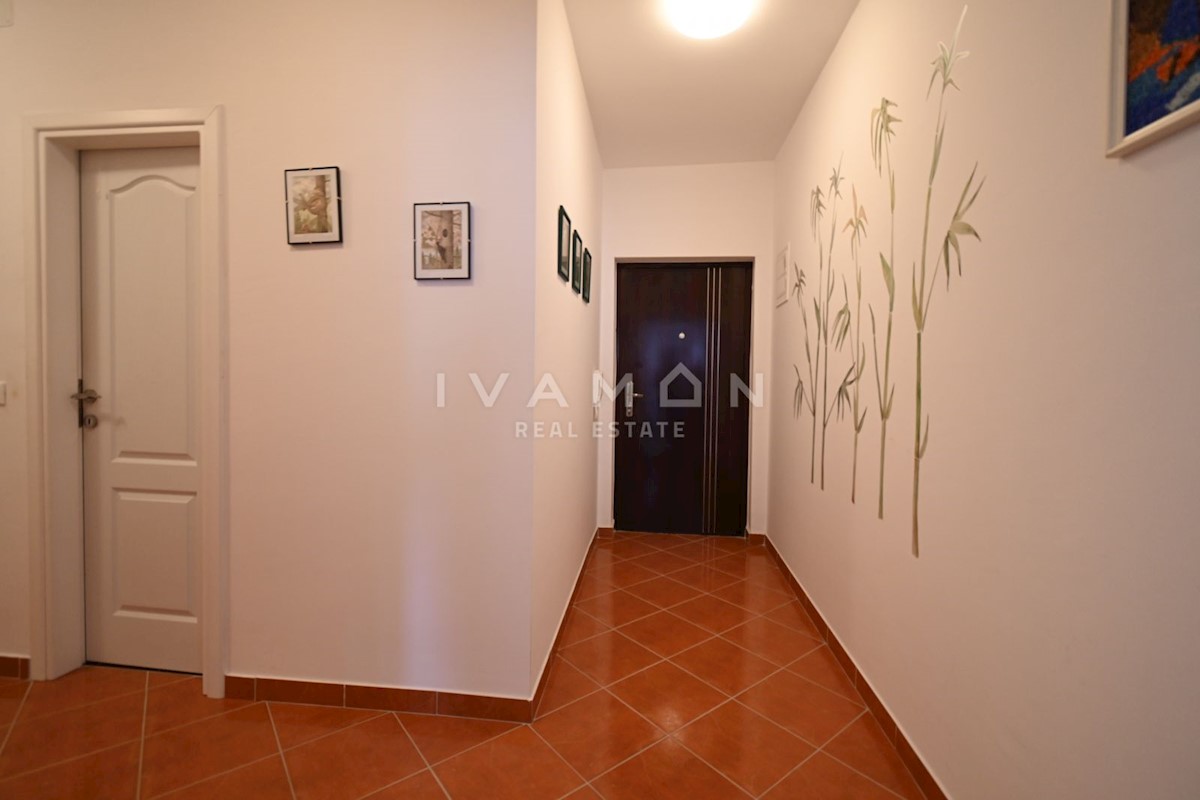 Apartma Na predaj - ISTARSKA POREČ