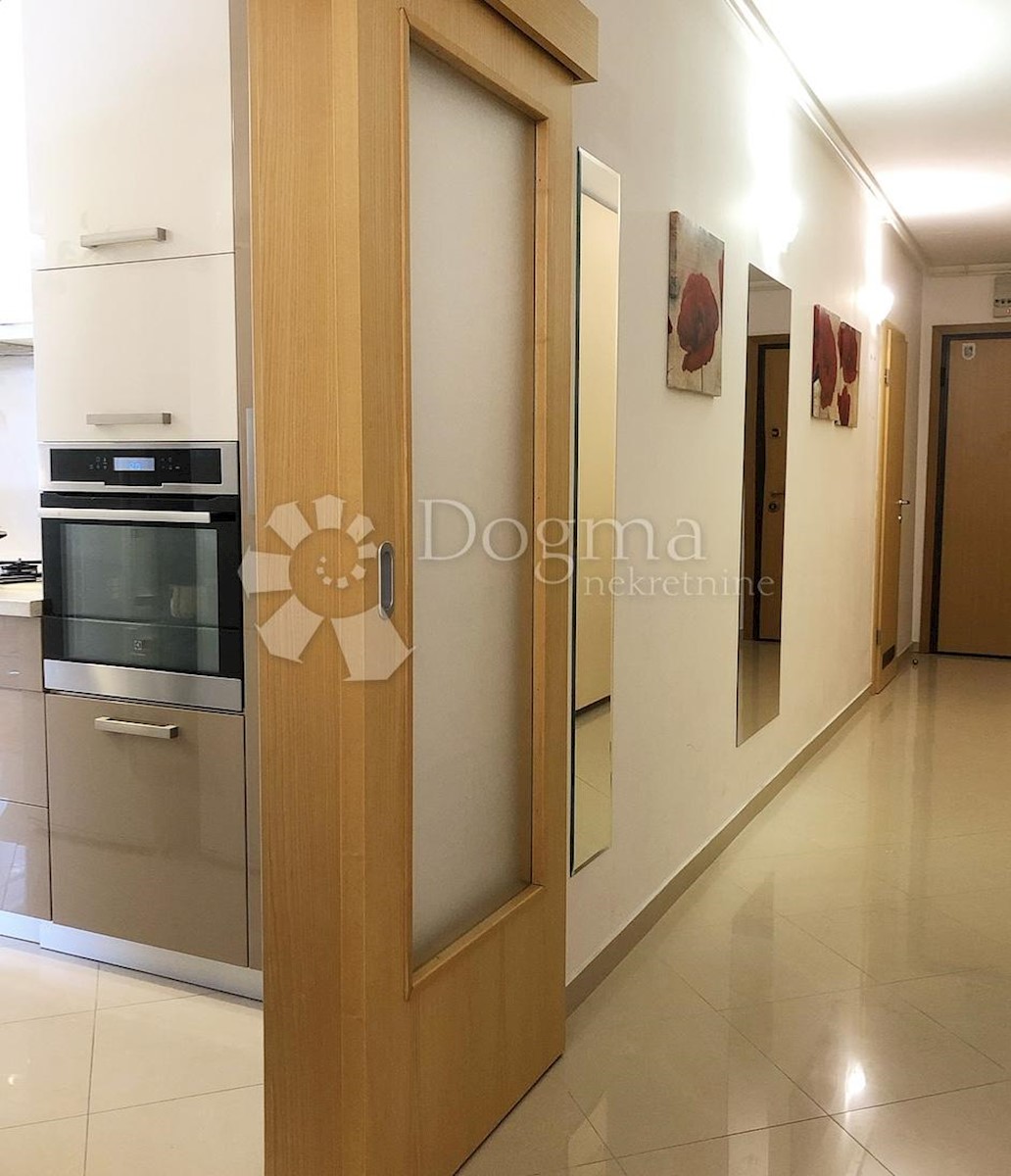 Apartma Na predaj - GRAD ZAGREB ZAGREB