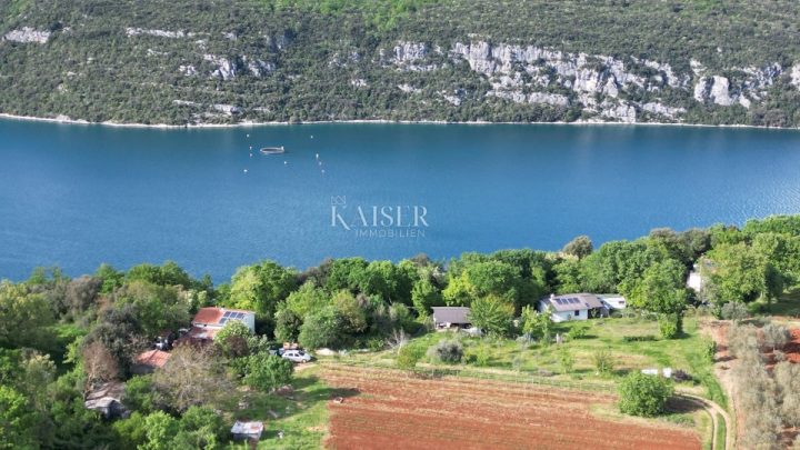 Terreno in vendita 10000 m² – Rovinj
