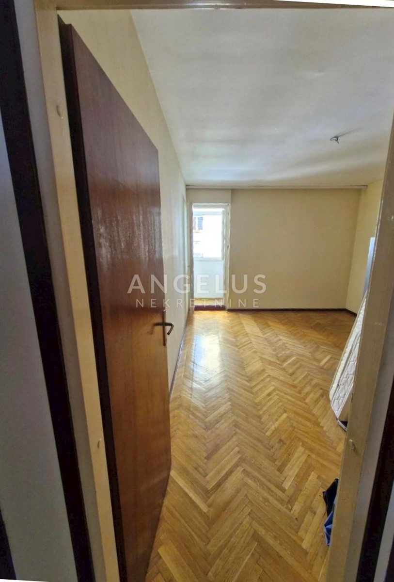 Apartmán Na predaj - SPLITSKO-DALMATINSKA SPLIT