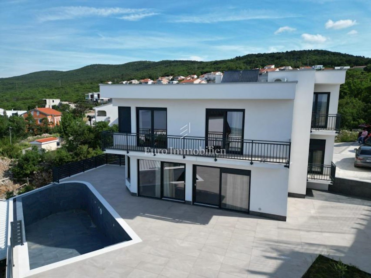 Hiša Na predaj - PRIMORSKO-GORANSKA CRIKVENICA