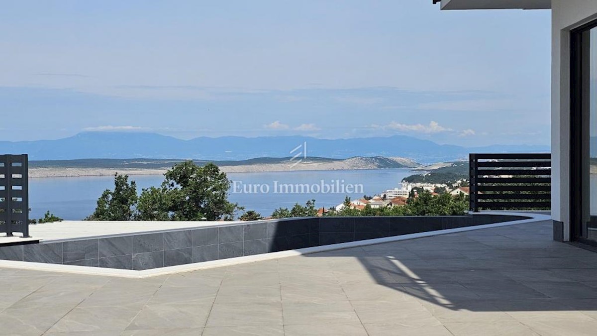 Hiša Na predaj - PRIMORSKO-GORANSKA CRIKVENICA