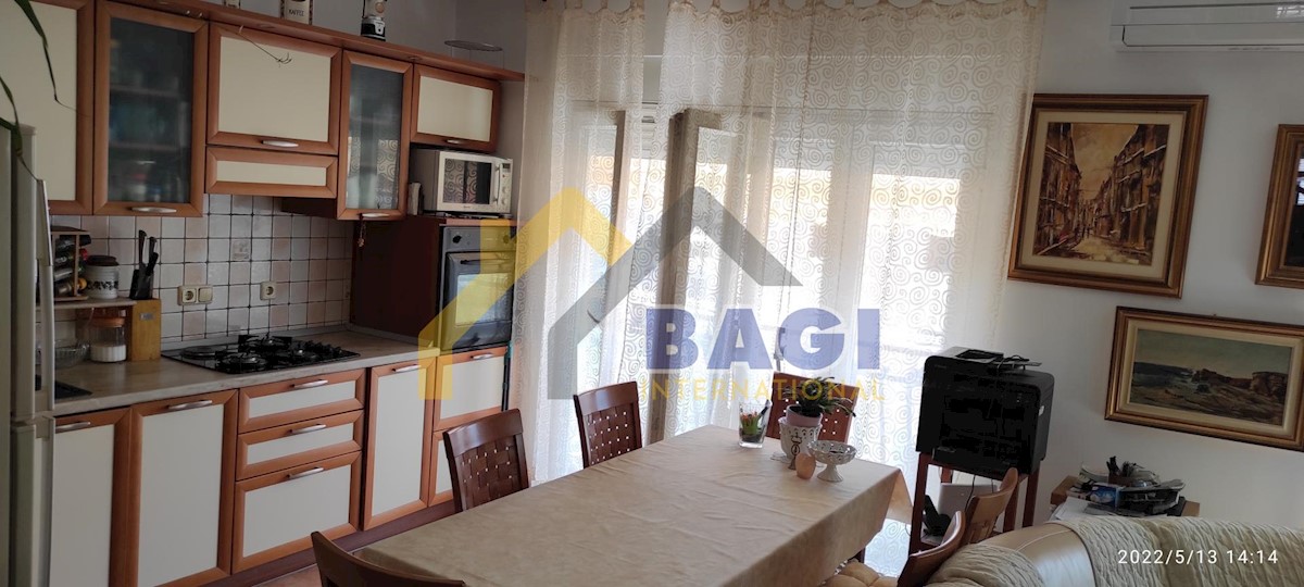 Apartment Zu verkaufen - Istarska Rovinj - foto 1/28