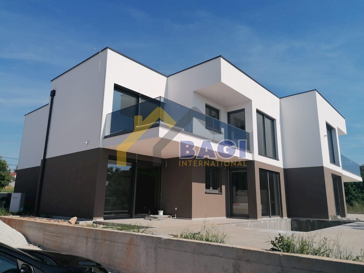 Apartma Naprodaj - ISTARSKA Poreč