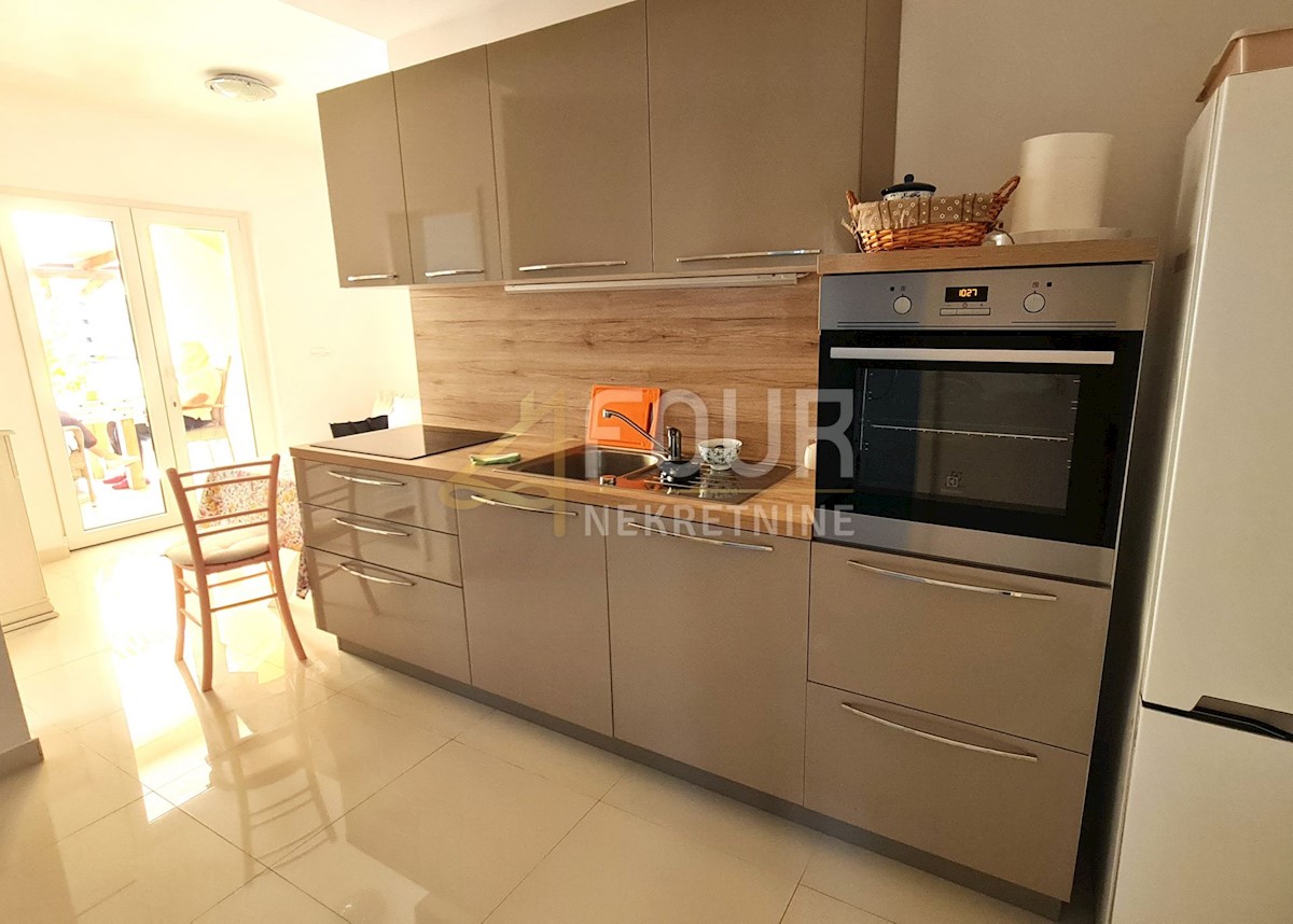 Appartement À vendre - PRIMORSKO-GORANSKA CRIKVENICA