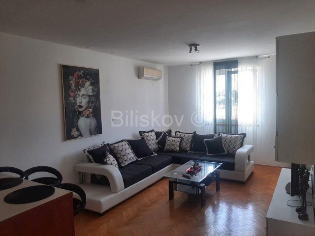 Appartement À louer - Splitsko-dalmatinska Split - foto 4/9